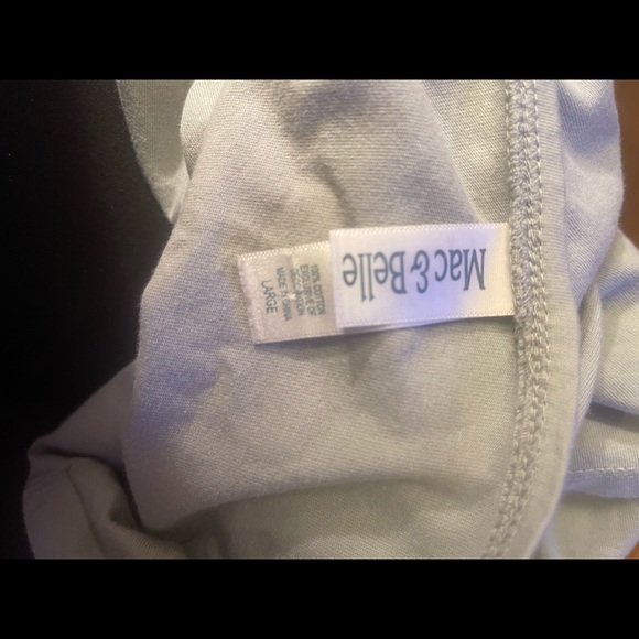 Mac & Belle t-shirt - Picture 4 of 6